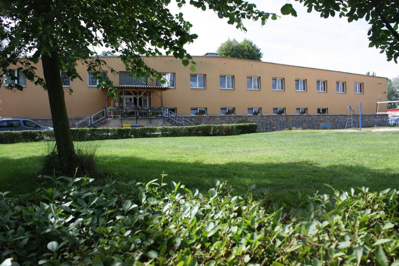 Sporthotel Bk Pod Lipou Roudnice nad Labem Exterior foto